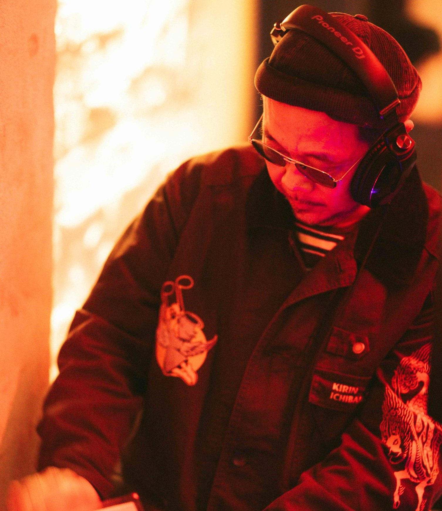 Mrhuro Rapper At The Bar with Japanese Record Producer DJ Muro - The Write Drop